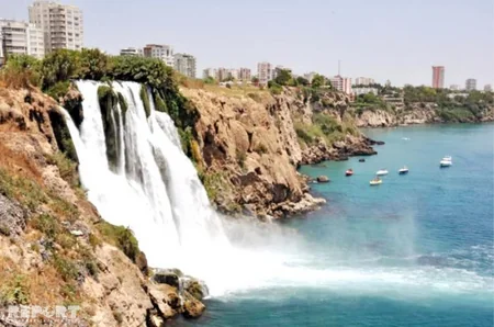 ​Мэр Мунир Каралоглу: В прошлом году Анталью посетили 35 000 туристов из Азербайджана