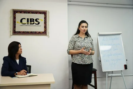 Azərbaycanda uşaq hüquqlarının qorunması sahəsindəki problemlər müzakirə olunub