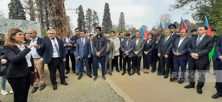 Xarici diplomatlar Gəncəyə səfər edib - YENİLƏNİB