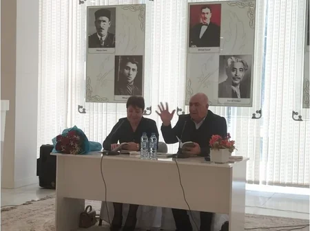 “Darıxan nəğmələr” kitabı Sumqayıtda təqdim olundu