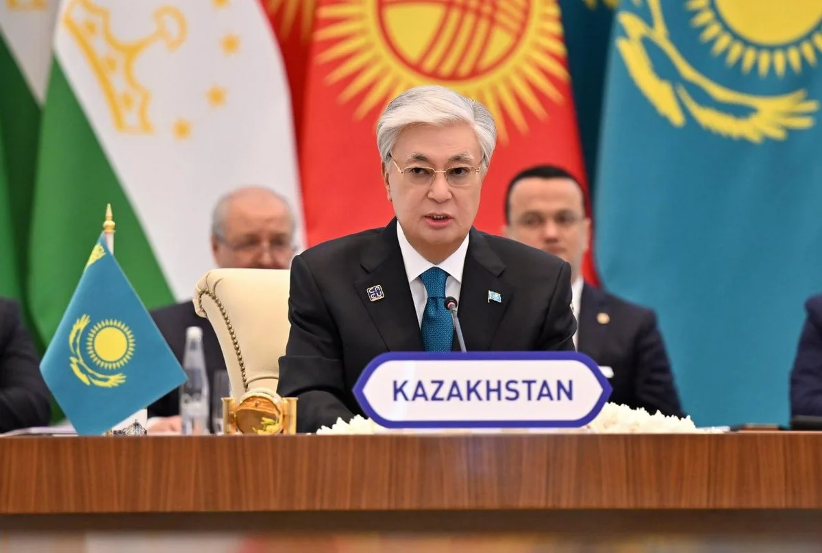 Tokayev: Qazaxıstan Orta Dəhliz üzrə yük daşımalarının həcmini 10 milyon tona çatdırmağı planlaşdırır