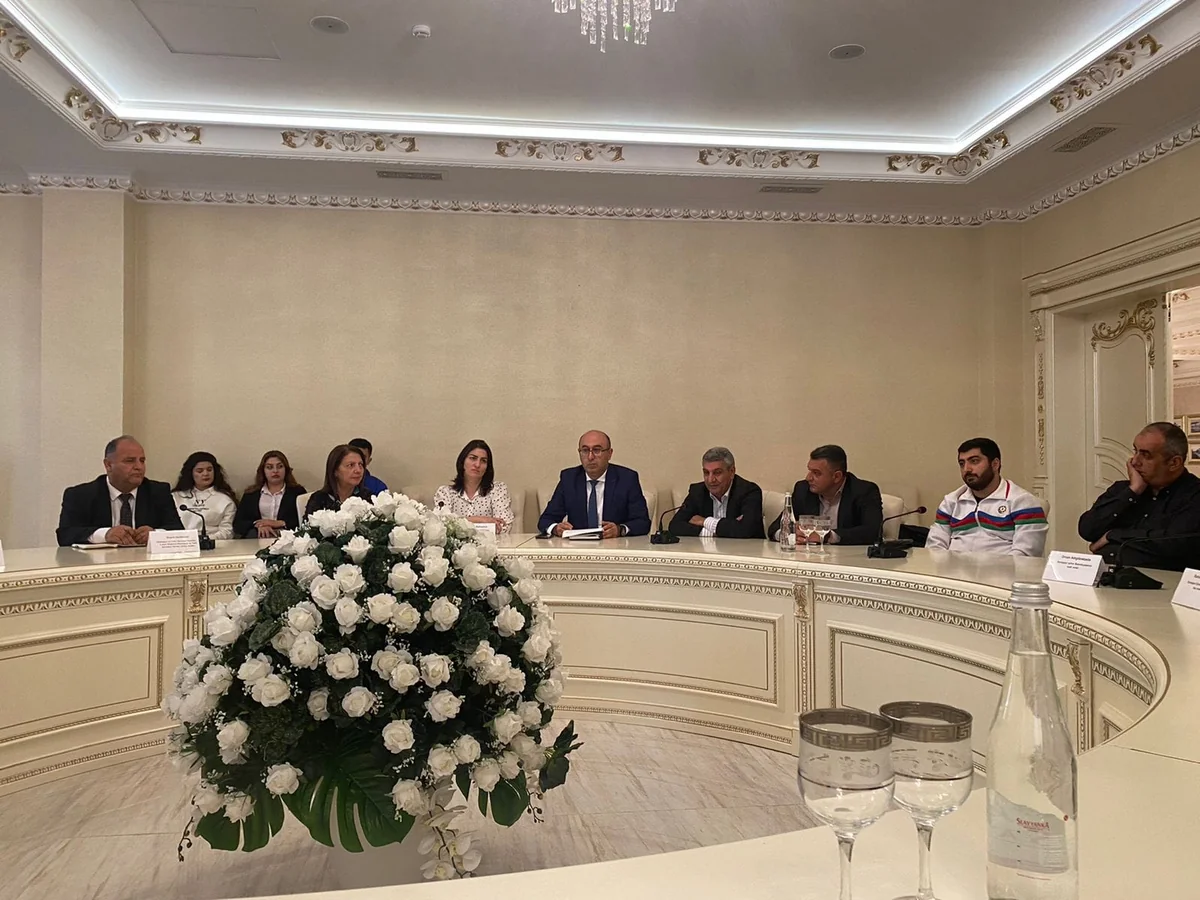 Sumqayıt şəhərində yeni yaşıllıq sahələrinin salınmasına dair maarifləndirici tədbir təşkil olunub