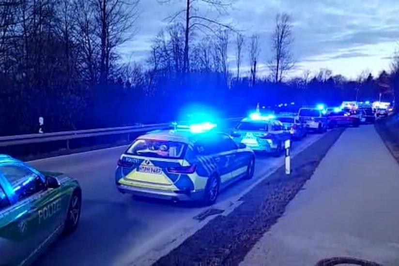 Almaniyada sərnişin qatarları toqquşub, ölən və xəsarət alanlar var