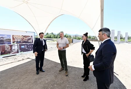 Prezident və xanımı Zəngilanda “ağıllı kənd təsərrüfatı” texnikaları ilə tanış olublar