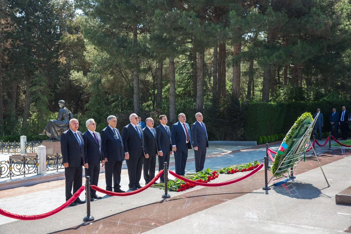 85 il səmada: Azərbaycan Mülki Aviasiyası yubileyini qeyd edir