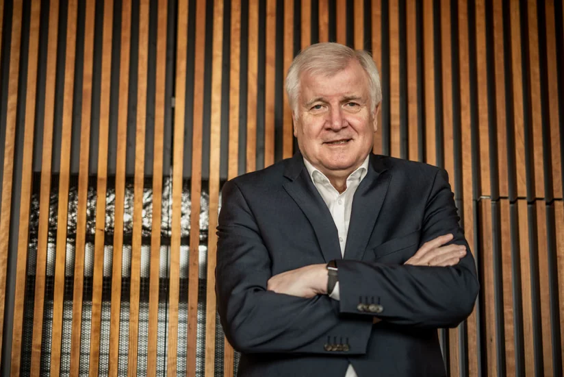 German interior minister tests positive for COVID