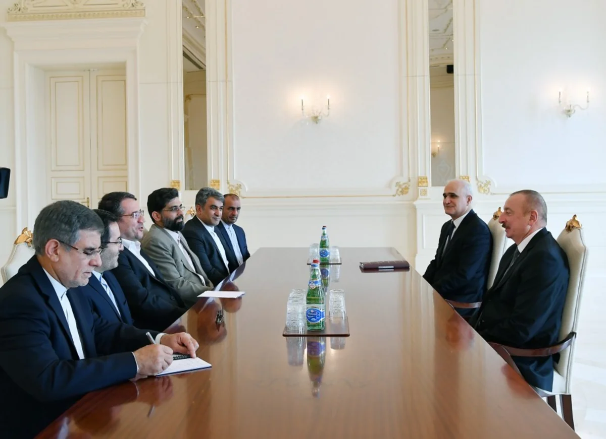 President Ilham Aliyev received delegation led by Iranian minister of industry, mine and trade