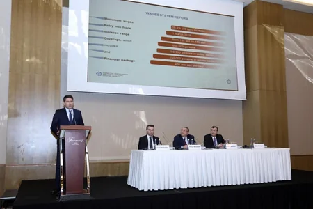 Diplomatik korpusun nümayəndələrinə Azərbaycanda aparılan sosial islahatlar barədə məlumatlar verilib