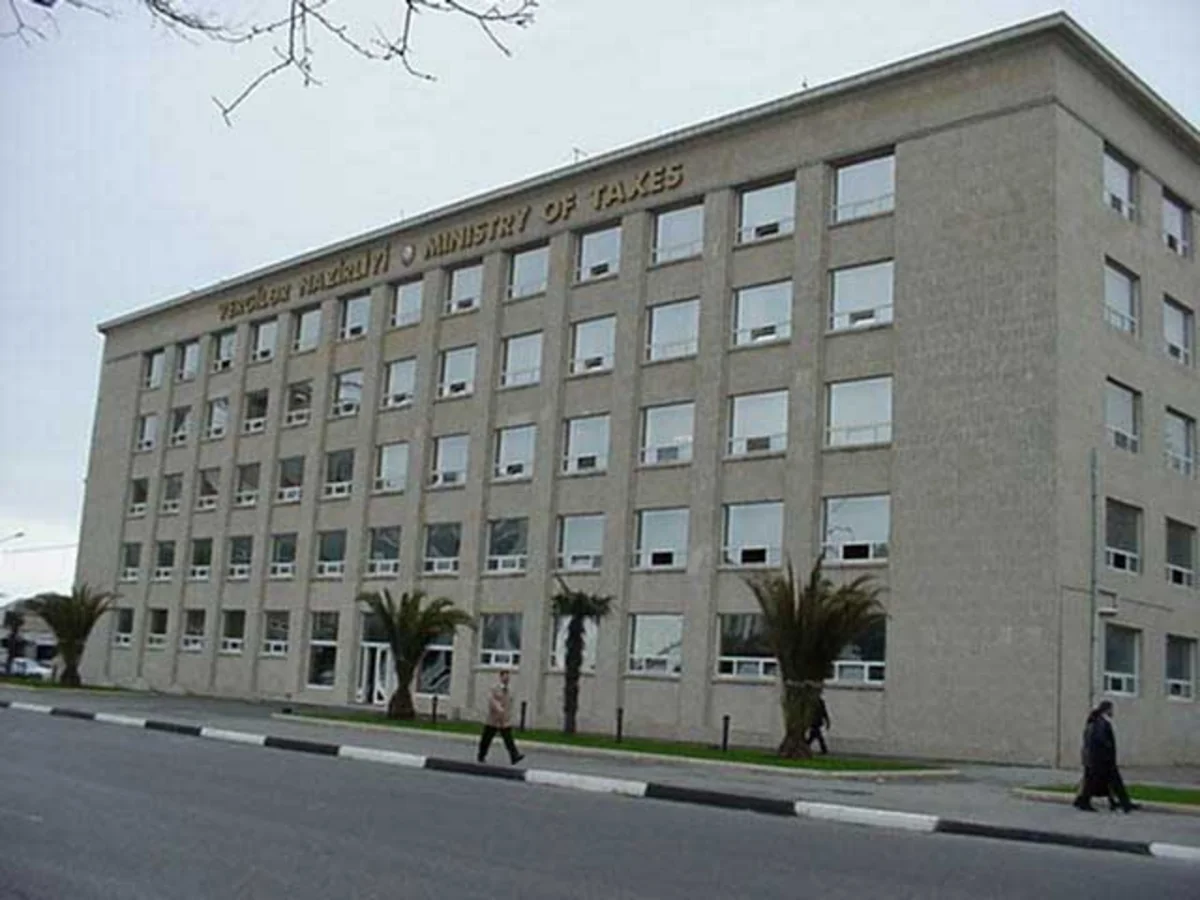 Representatives of 3 foreign companies in Azerbaijan suspended