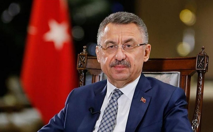 Türkiyə Prezidentinin köməkçisi Heydər Əliyevin vəfatının 18-ci ildönümündə xatirəsini anıb