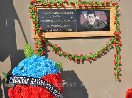 Vətən müharibəsi şəhidlərinin xatirə lövhəsinin açılışı olub 