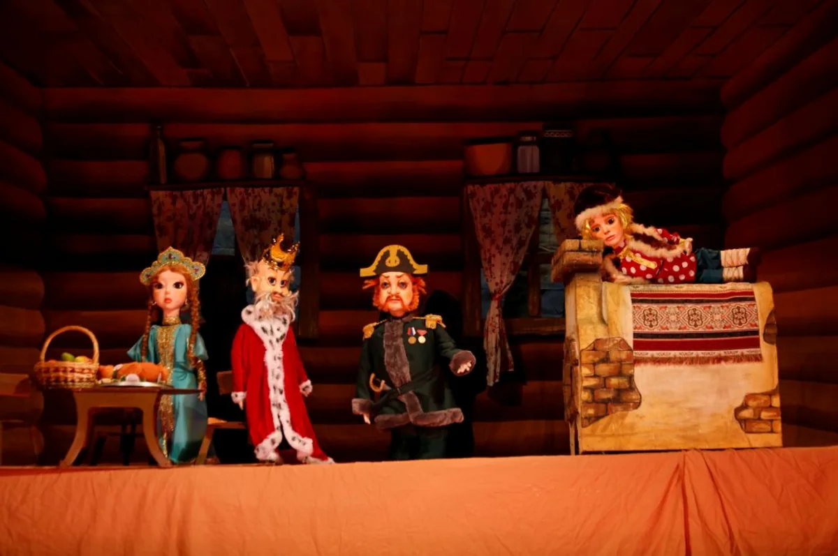 Kukla Teatrında “Durna balığının əmri ilə” tamaşasının premyerası keçirilib