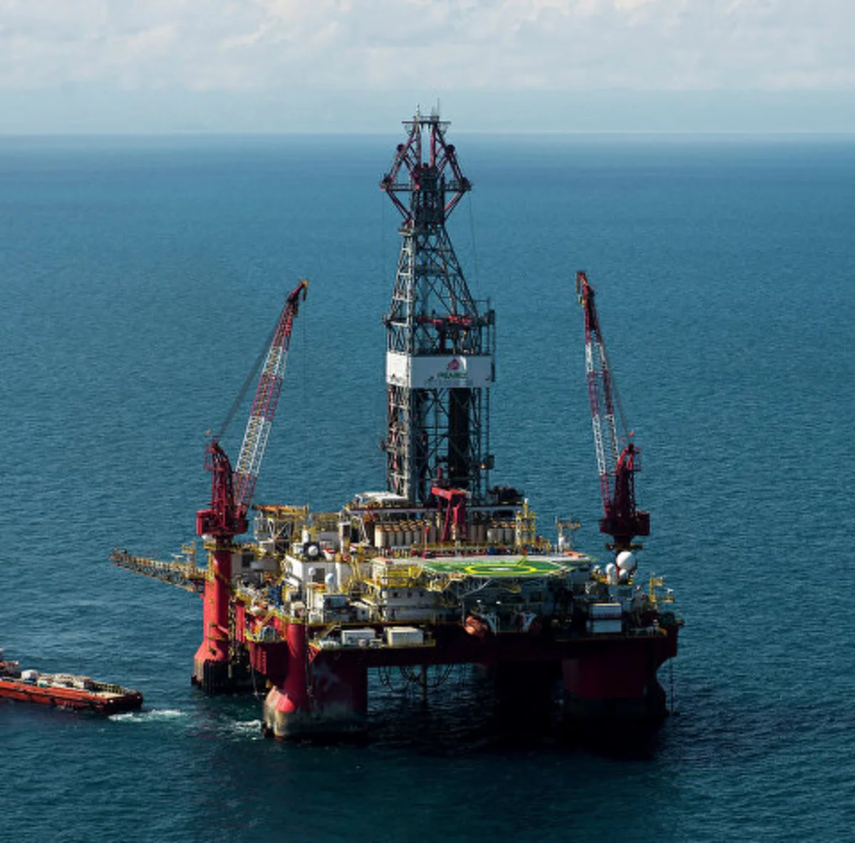 Нефтедобычу в Мексиканском заливе приостановили на 91%