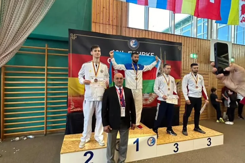 Azərbaycan karateçiləri Avropa çempionatında üç medal qazanıblar