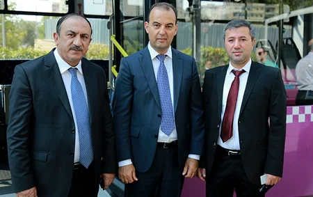 Xaliq Faiqoğlu şirkəti avtobuslarda kart sisteminin tətbiqinə başlayıb
