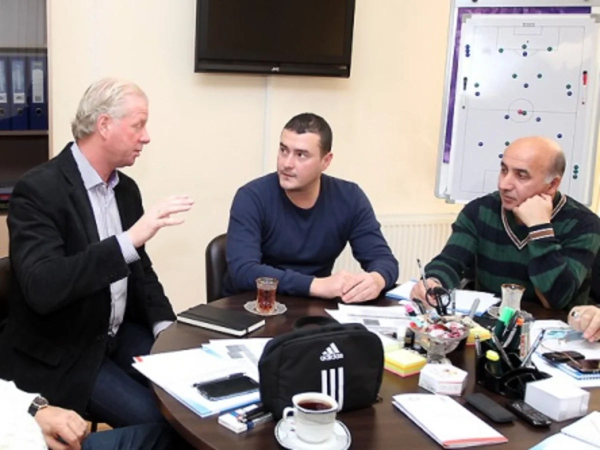Şahin Diniyev: Bir klubda baza, meydança yoxdursa, hansı uşaq futbolundan danışmaq olar?