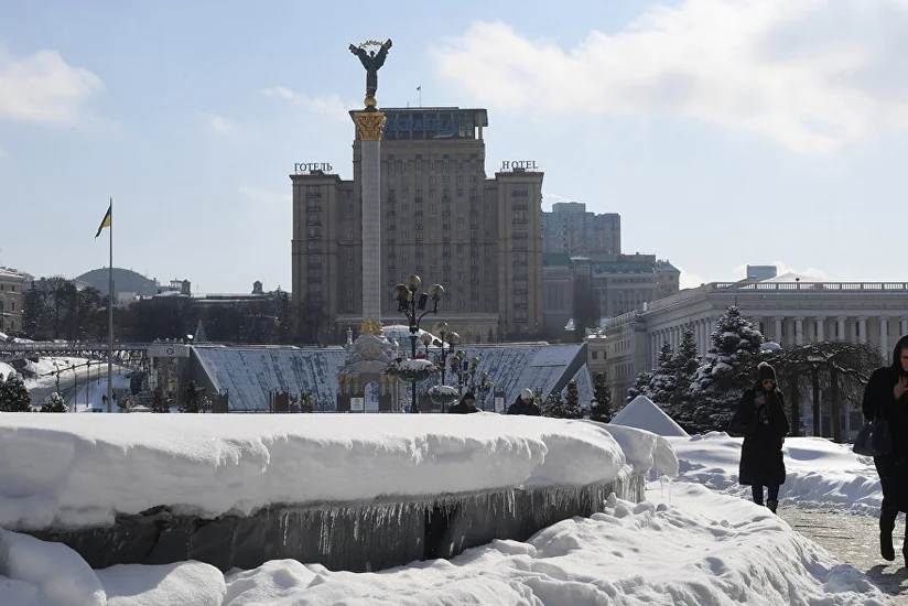 В Украине из-за снегопада ограничен въезд грузового транспорта в Киев