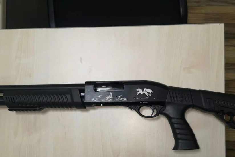 Xızıda həmyerlisinə atəş açan şəxs bıçaqlandı