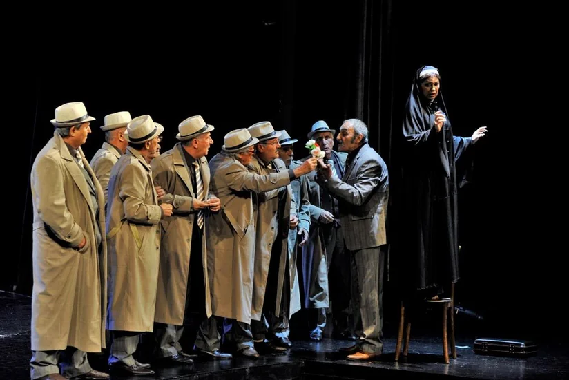 Akademik Milli Dram Teatrında yeni hazırlanan “Dəli yığıncağı” tamaşası nümayiş olunub