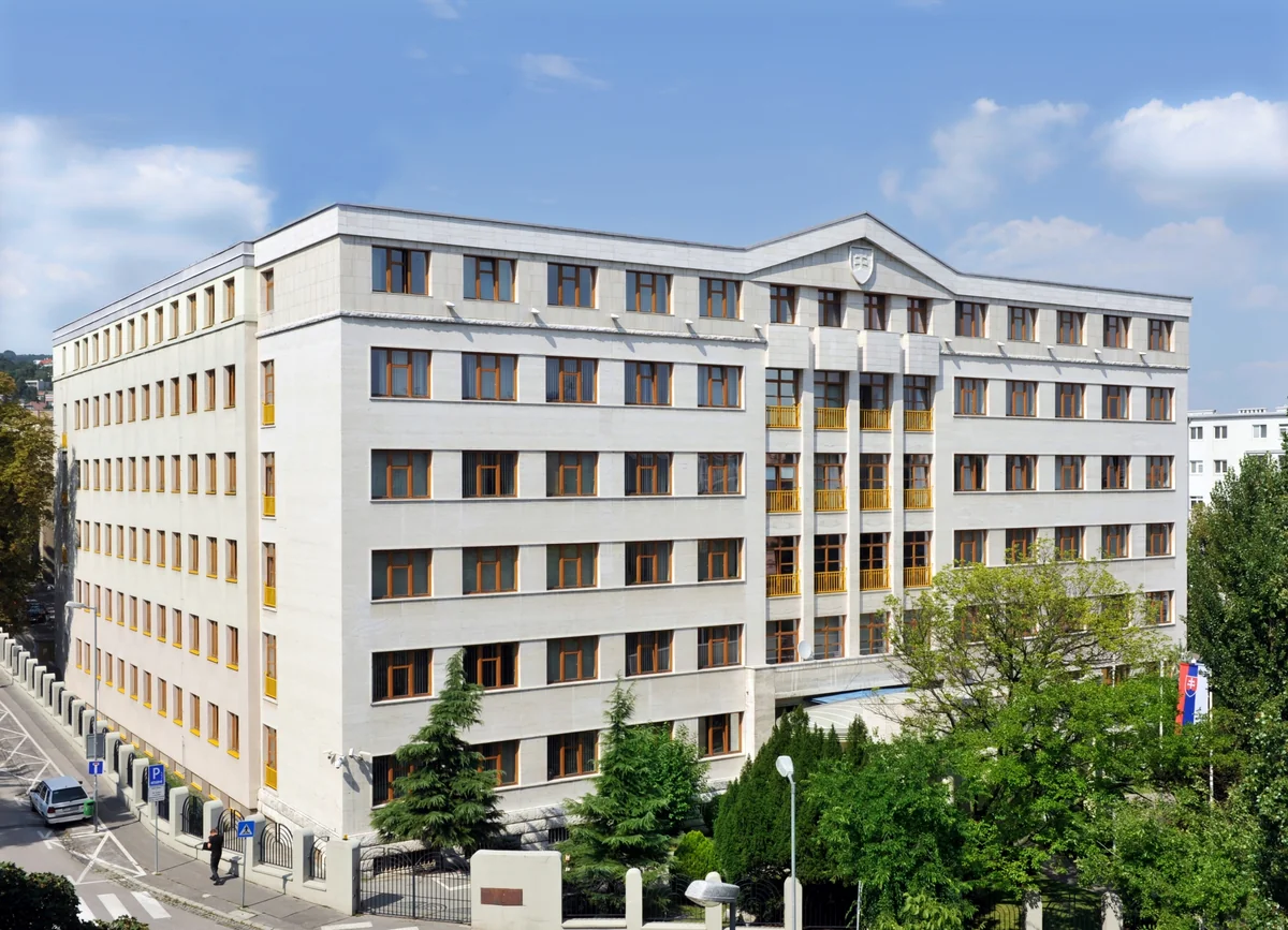 Foreign Ministry: Slovakia highly appreciates decision to open Azerbaijani embassy
