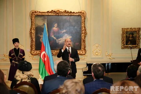 Mədəniyyət və incəsənət xadimlərinə orden, medal və fəxri adlar təqdim edilib