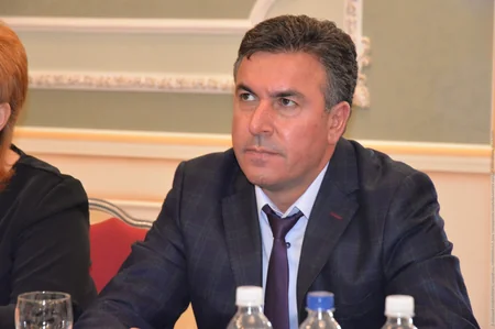 Viktor Yuşenko, Leonid Kojara və Rövşən Tağıyev Kiyevdə Dağlıq Qarabağdan və Donbasdan danışıblar