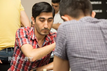 Milli Mətbuatın yaradılmasının 140 illik yubileyi münasibətilə jurnalistlər arasında şahmat turniri keçirilib