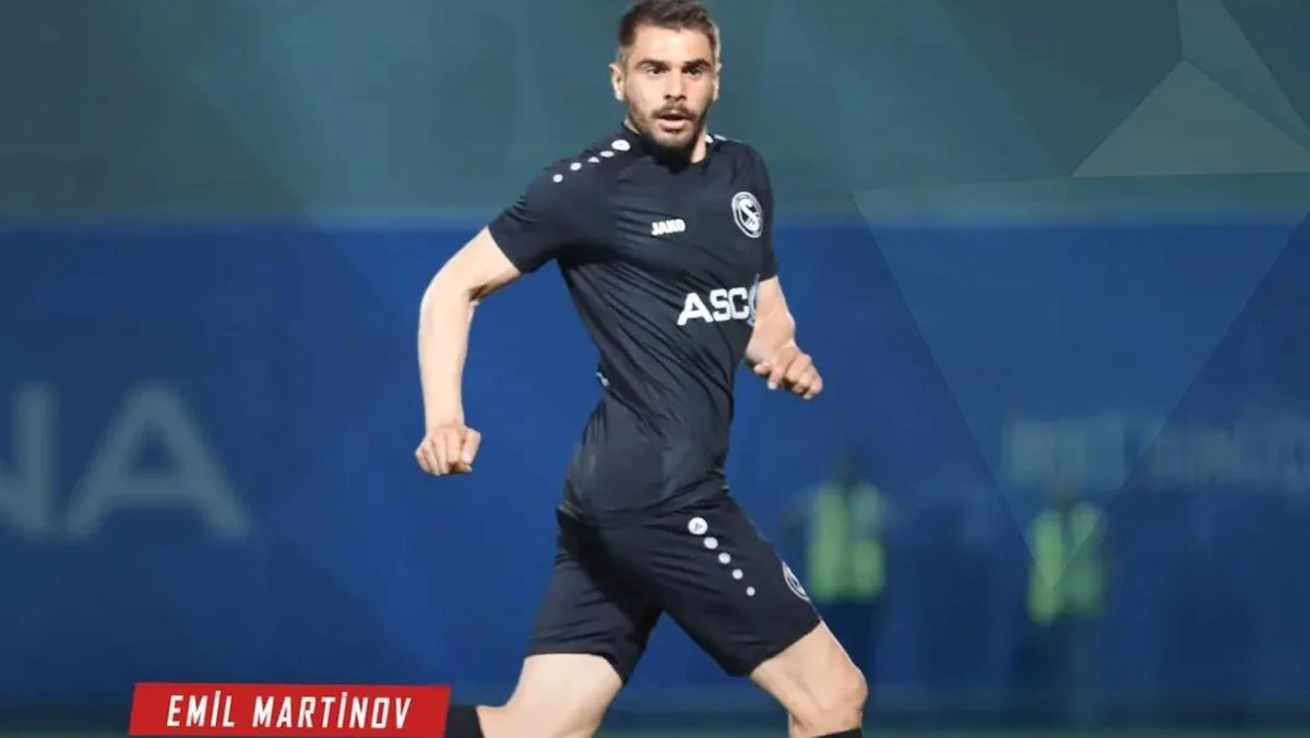 Bakı klubu daha bir futbolçusu ilə vidalaşıb