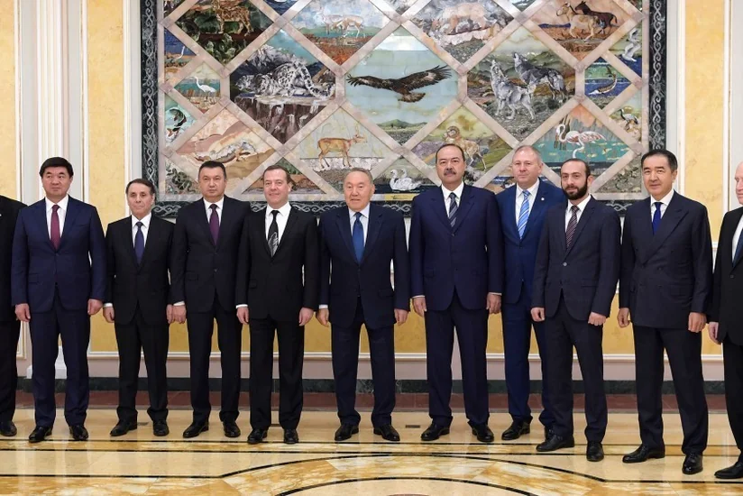Azərbaycanın Baş naziri Qazaxıstan Prezidenti ilə görüşüb