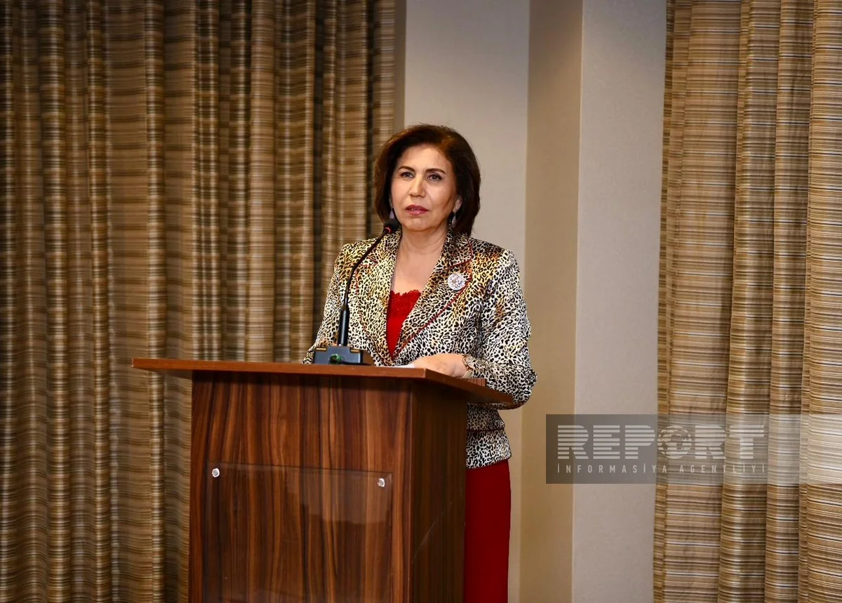Bahar Muradova: Media nümayəndələri ailə məsələləri və uşaq hüquqlarına xüsusi önəm verməlidir