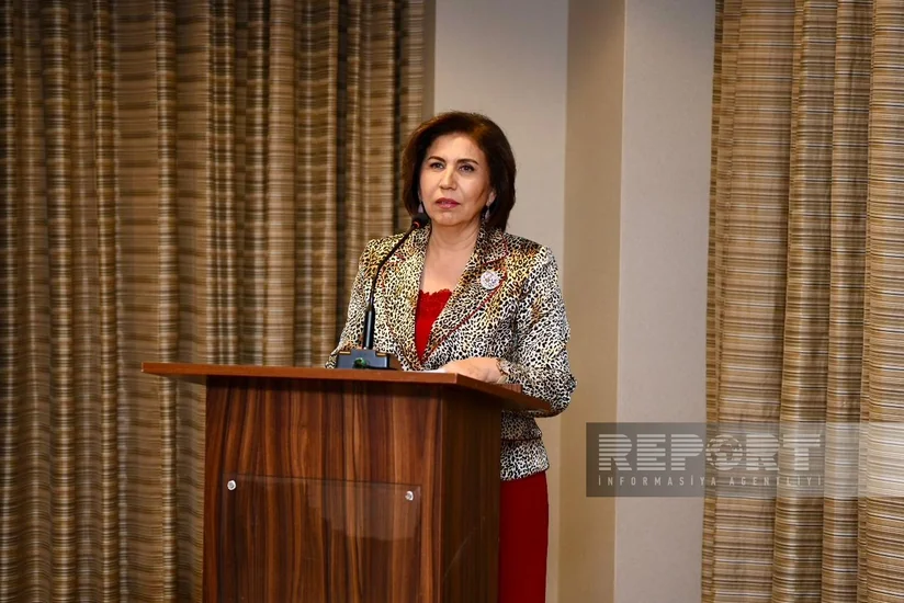 Bahar Muradova: Media nümayəndələri ailə məsələləri və uşaq hüquqlarına xüsusi önəm verməlidir