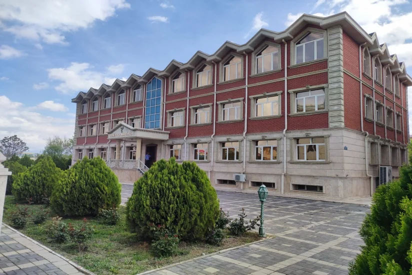Naxçıvan Səhiyyə Nazirliyinin şöbə müdiri işdən çıxarılıb