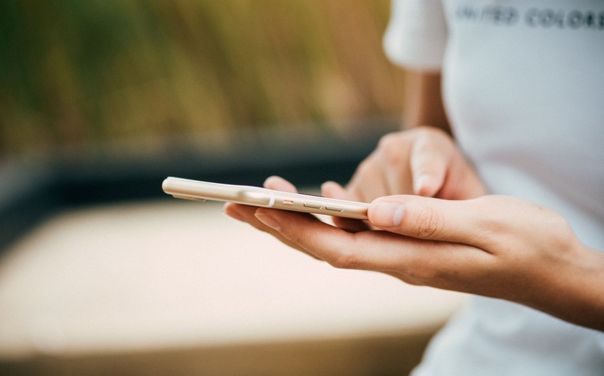 Azərbaycanda mobil telefon rabitəsindən gəlirlər 9 % artıb