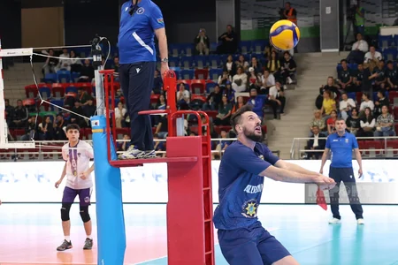 Kişi voleybolçulardan ibarət Azərreyl komandası ölkə çempionu olub