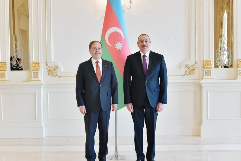 President Ilham Aliyev receives credentials of incoming U.S. ambassador