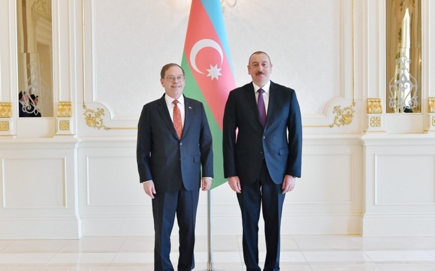 Prezident İlham Əliyev ABŞ-ın yeni səfirinin etimadnaməsini qəbul edib - YENİLƏNİB