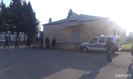 Lənkəranda mikroavtobusla minik maşını toqquşub, bir nəfər ölüb, bir nəfər xəsarət alıb - FOTO