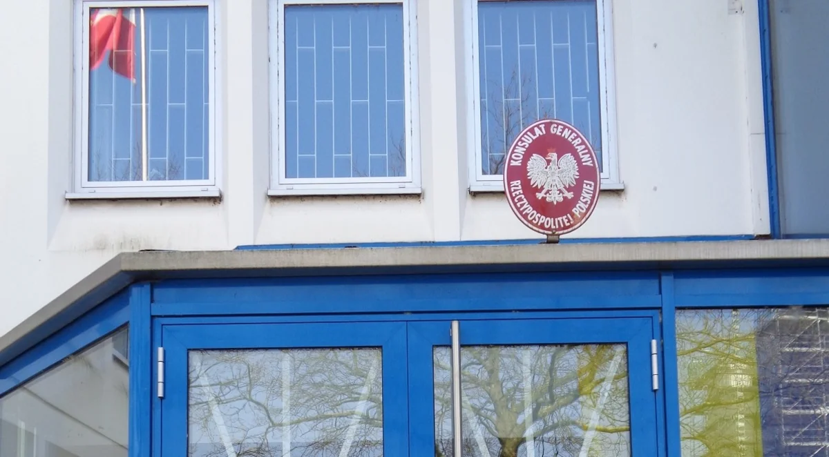 Almaniyada Polşanın Baş Konsulluğunun binasına hücum edilib