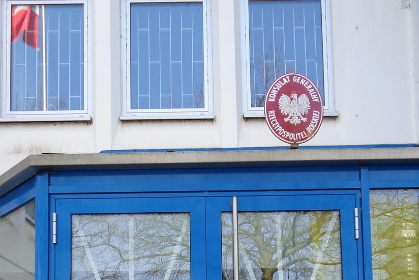 В Германии неизвестные напали на здание генконсульства Польши