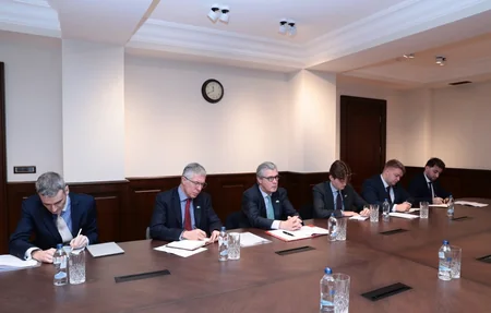 Head of Azerbaijan's Presidential Administration meets British State Minister for Exports