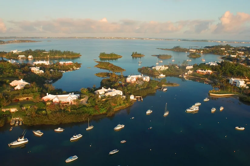 На Бермудах предлагают год проживания удаленным работникам