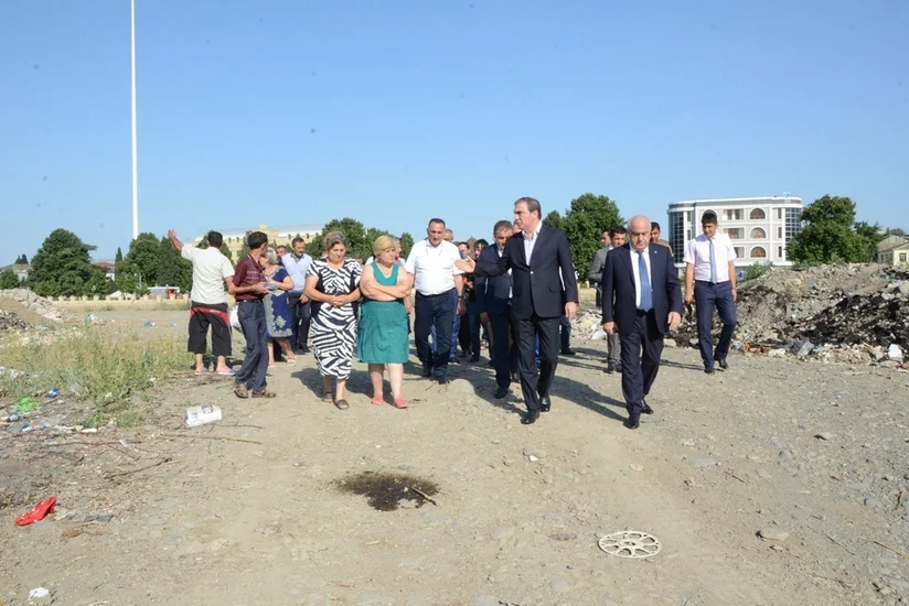 Prezident Administrasiyasının sektor müdiri Gəncədə sakinlərlə görüşüb