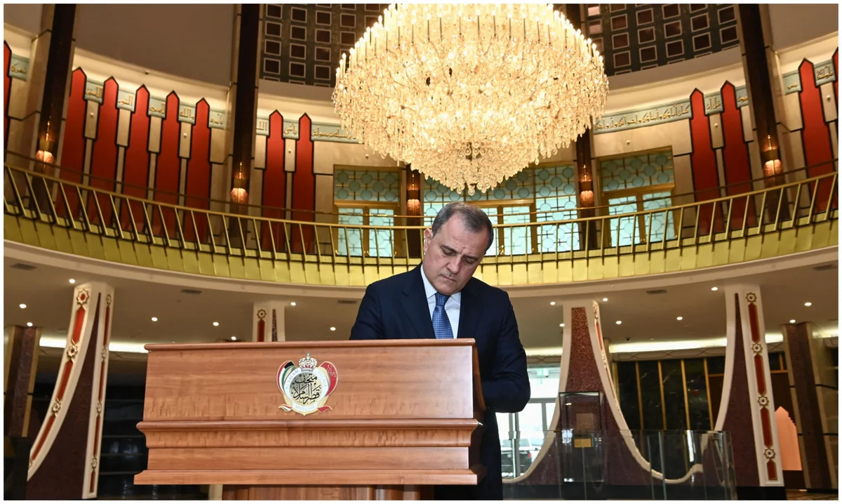 Jeyhun Bayramov visits Al-Salam Palace Museum in Kuwait