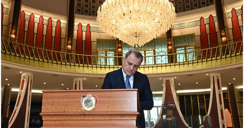 Ceyhun Bayramov Küveytdə Əl-Salam Saray Muzeyini ziyarət edib