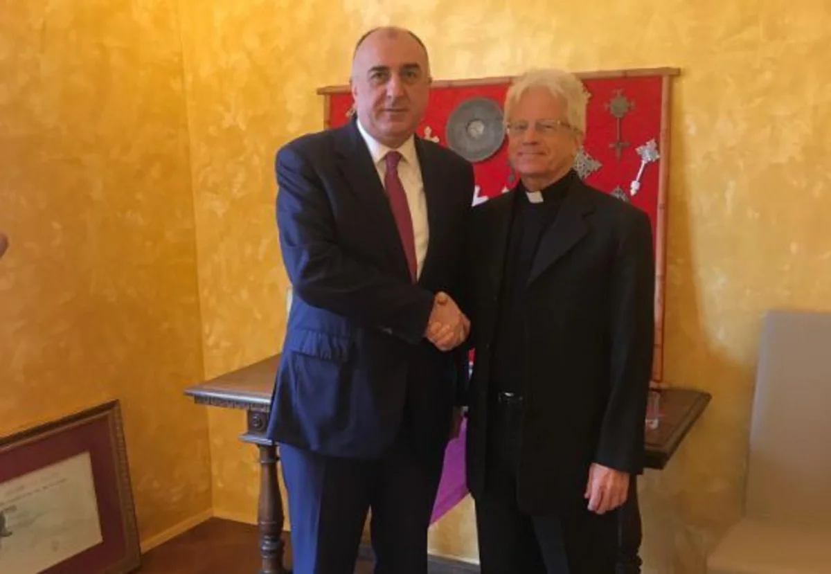 Elmar Məmmədyarov Vatikan Pontifik Şərq İnstitutunun rektoru ilə görüşüb