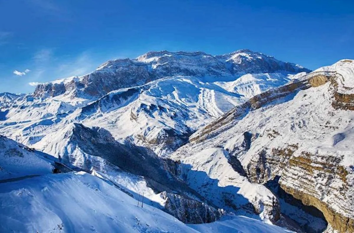 Şahdağa 20 sm qar yağıb - FAKTİKİ HAVA