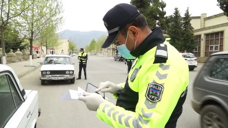 Polis Ağsuda karantini pozan 25 nəfəri cərimələdi - YENİLƏNİB - VİDEO