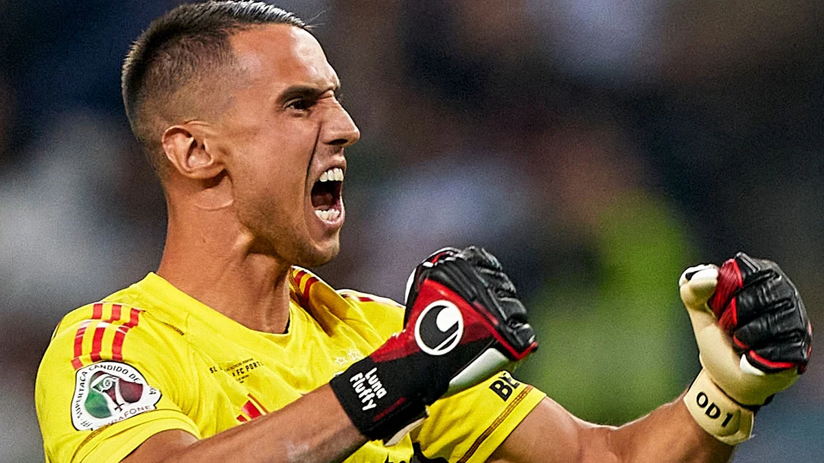 Odysseas Vlachodimos joins Sevilla on season-long loan