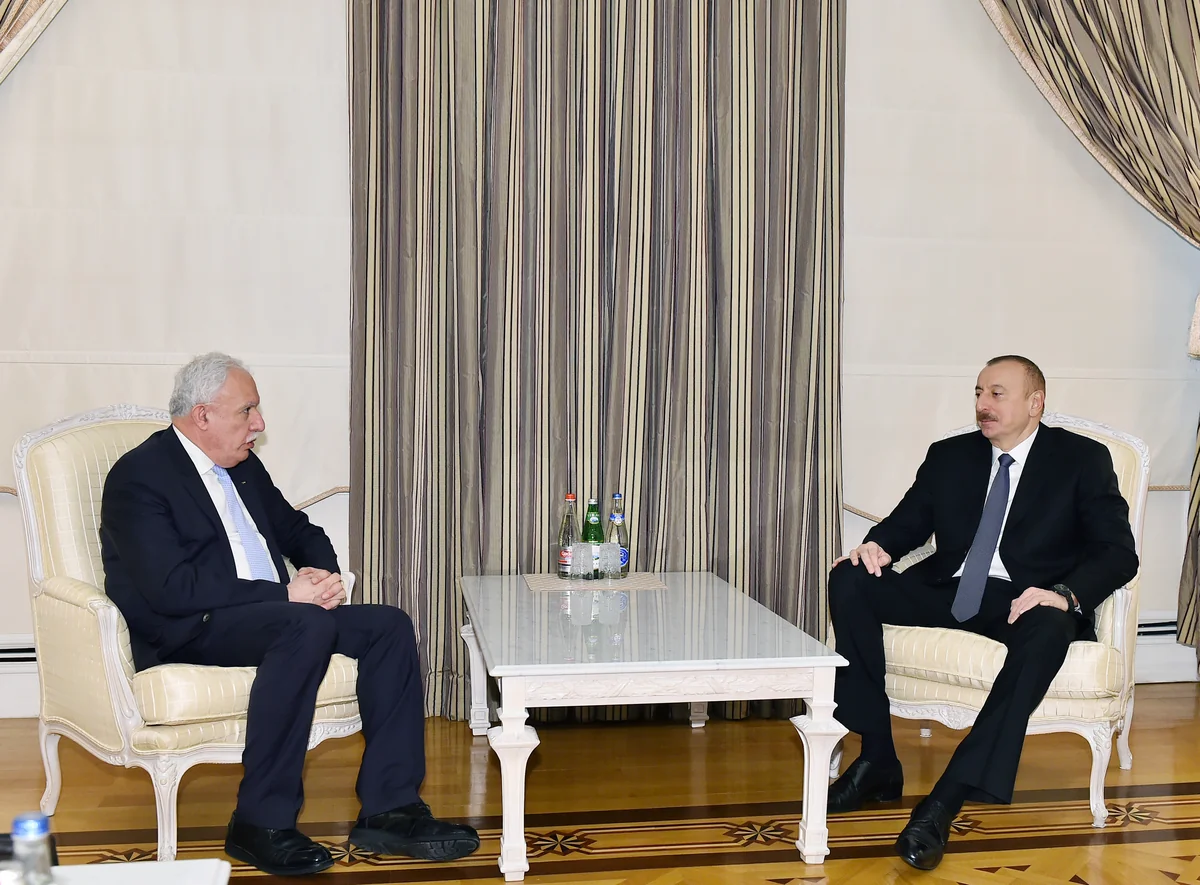 President Ilham Aliyev receives Palestinian foreign minister - UPDATED