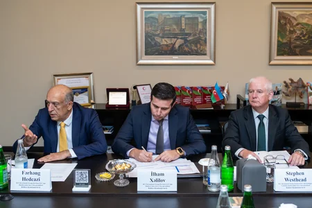 “AzerGold”da hasilatın pay bölgüsü haqqında Saziş üzrə yeni Rəhbər komitənin ilk iclası keçirilib